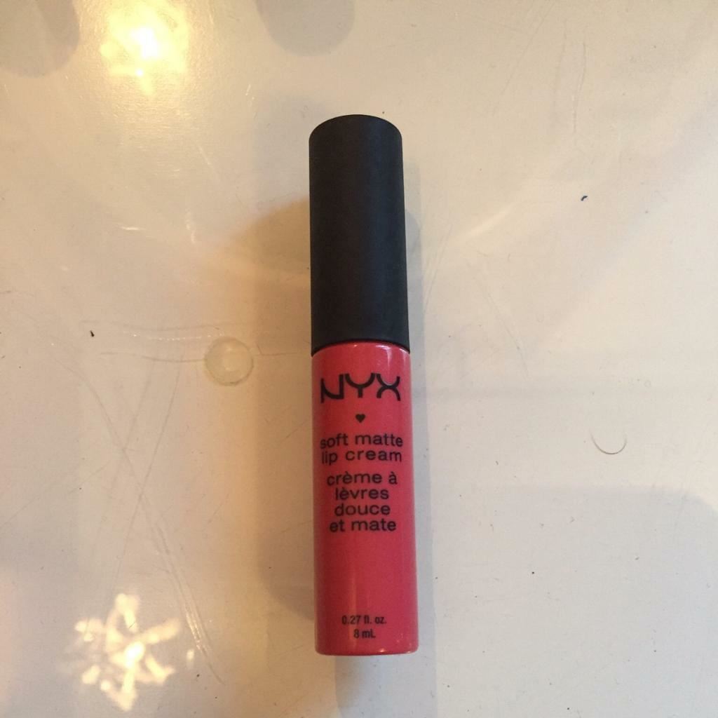 NYX Soft Matte Lip Cream Lipstick,