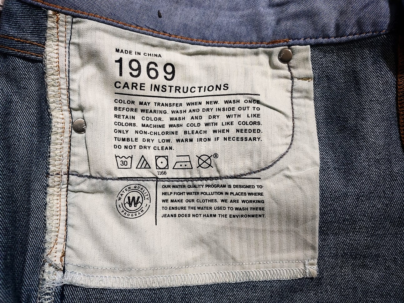 GAP Women's Mid Rise 1969 Real Straight Denim Jeans, 34/18L