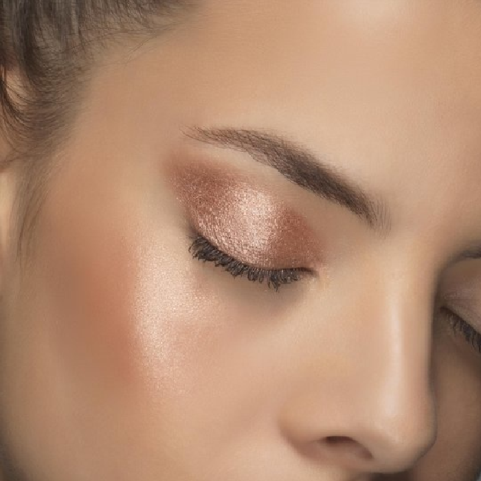 L'Oreal Paris Loose Pigments Eye Shadow Chromatic Bronze,