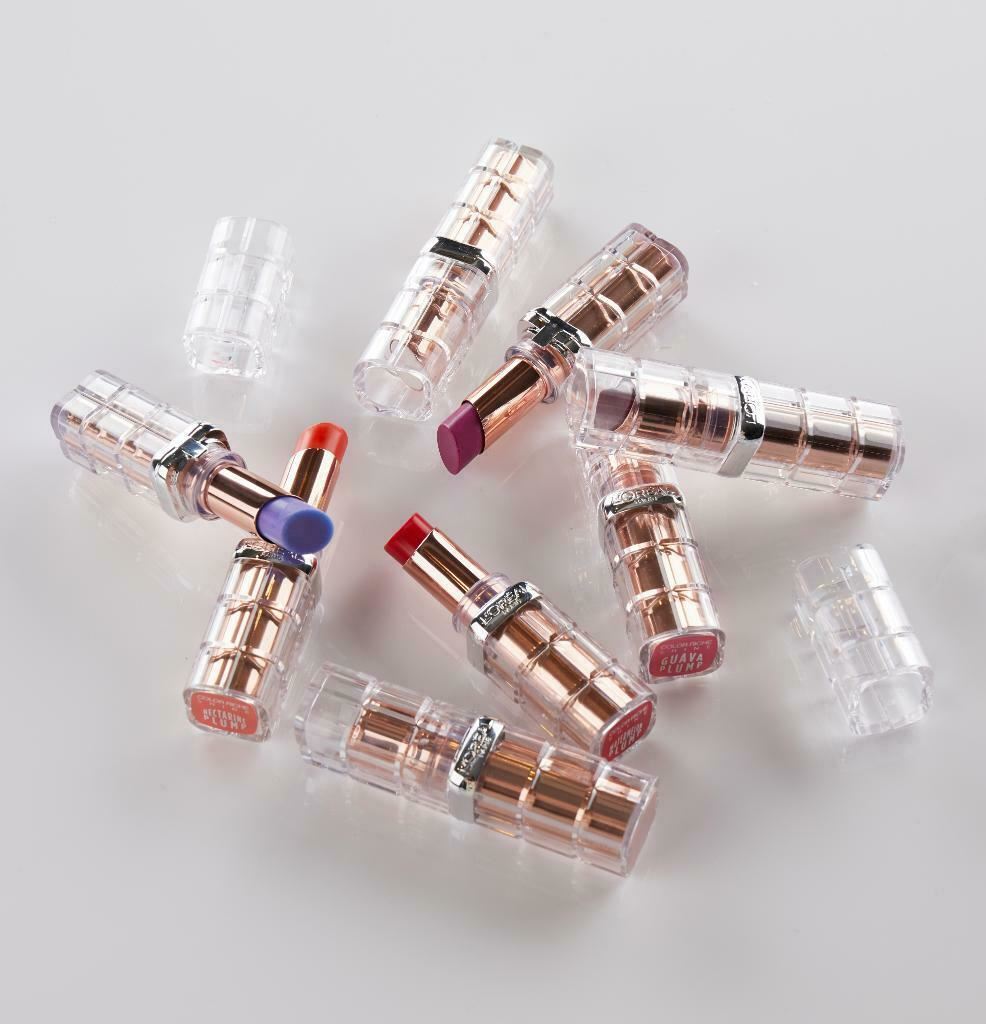 L'Oreal Paris Makeup Color Riche Plump & Shine Lipstick,