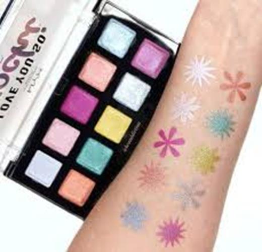 NYX PROFESSIONAL MAKEUP Love You So Mochi Eyeshadow Palette,