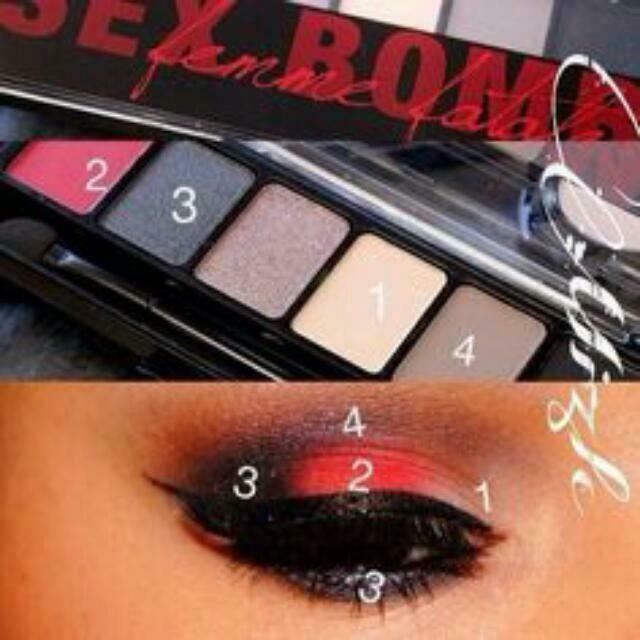 NYX The Sex Bomb Eyeshadow Palette, TSB01