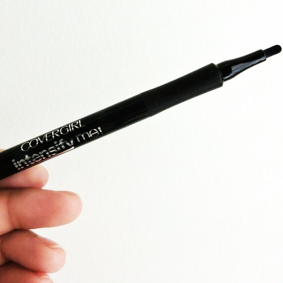 COVERGIRL The Super Sizer Mascara,Very Black 800+ Intensify Me! Liquid Eyeliner,