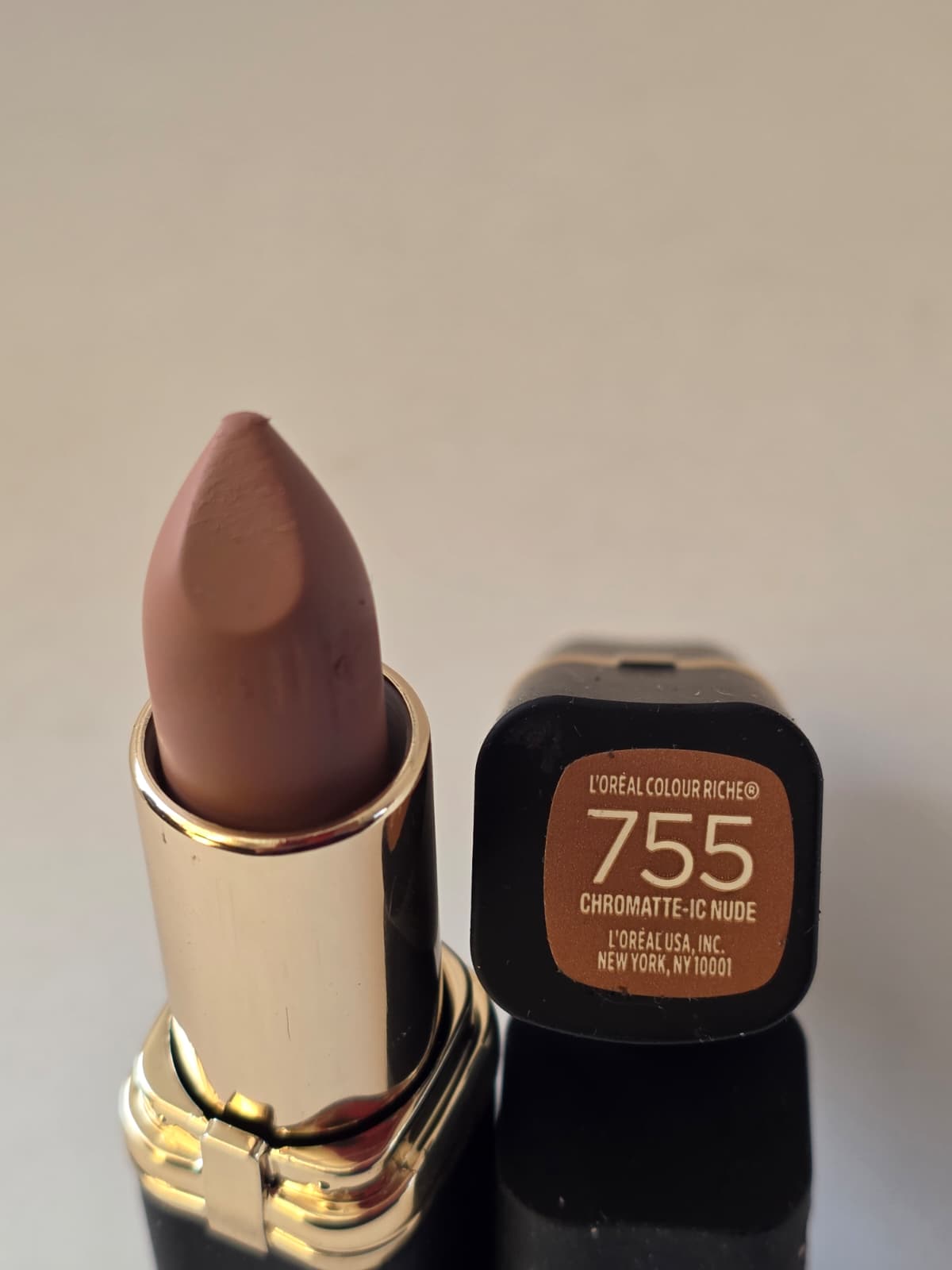 2X L'Oréal Paris Colour Riche Matte Lipstick, 755 Chromatte-Ic Nude