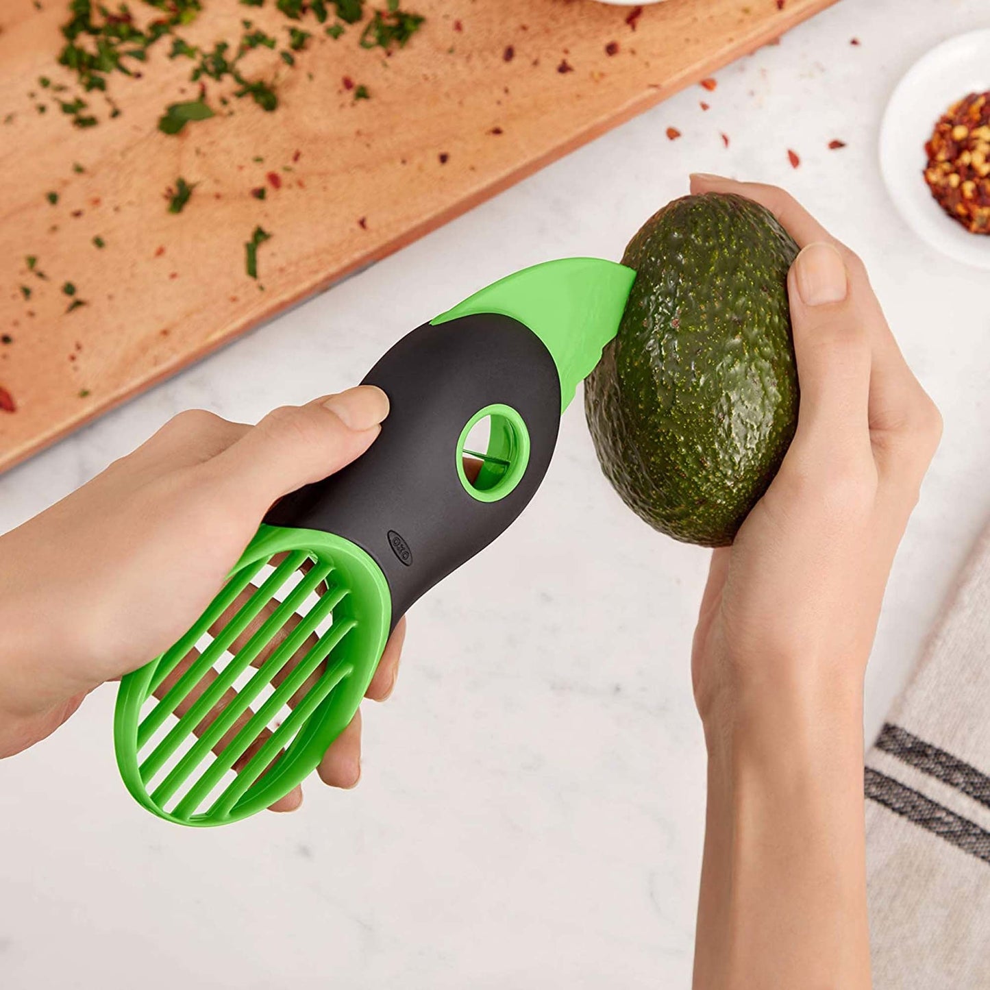 B Mirza Collections 3-in-1 Avocado Slicer,