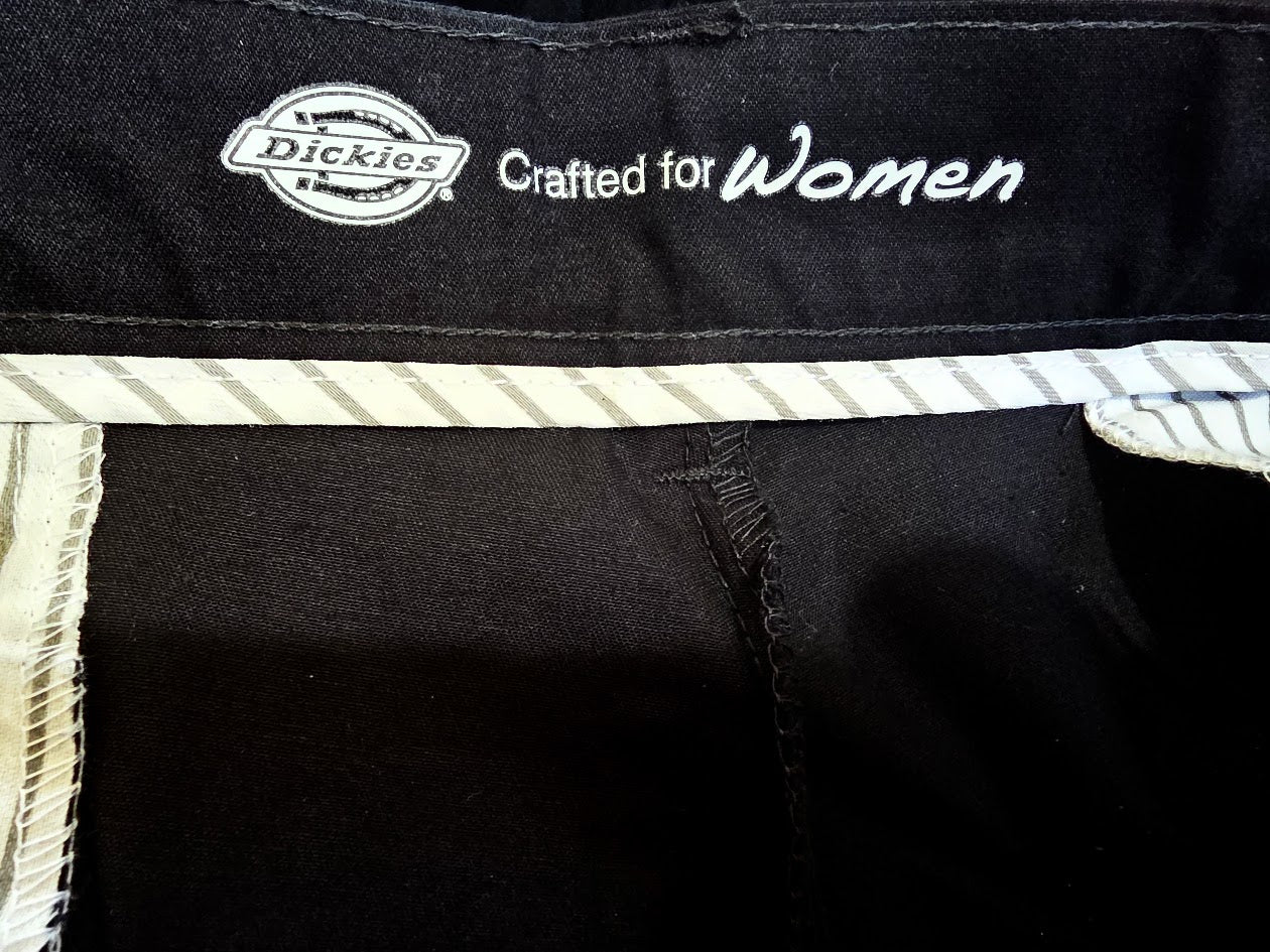 Dickies Women's Plus-Size Relaxed Straight Stretch Twill Pant, Size 22W