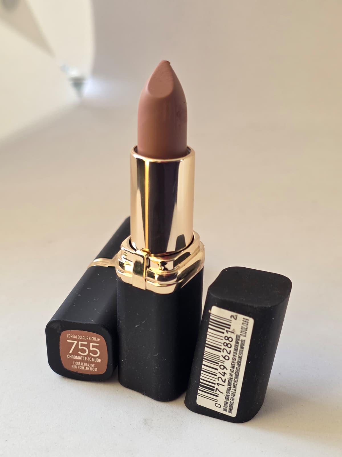 2X L'Oréal Paris Colour Riche Matte Lipstick, 755 Chromatte-Ic Nude