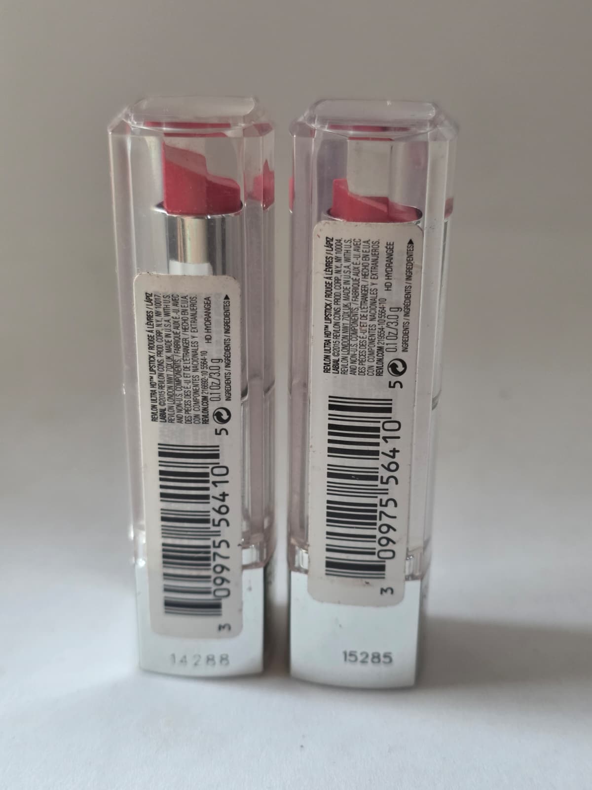 2X Revlon Ultra Hd Lipstick, 825 HD Hydrangea