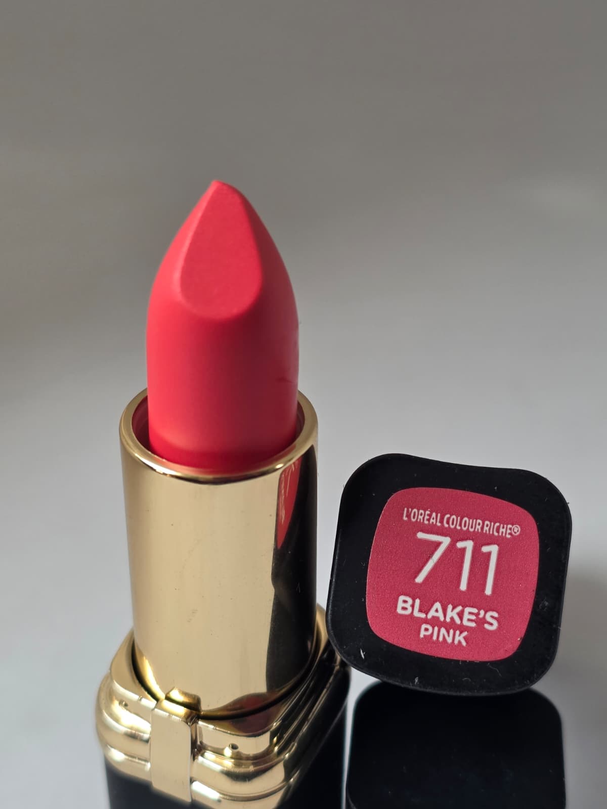2X L'Oréal Paris Colour Riche Collection Exclusive Lipcolor, 711 Blake's Pink