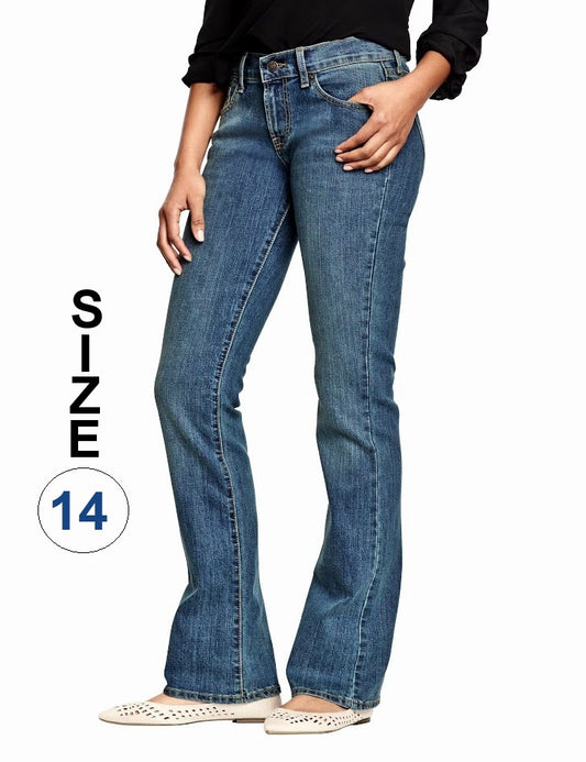 Old Navy Women's The Flirt Boot Cut Jeans, Size 14